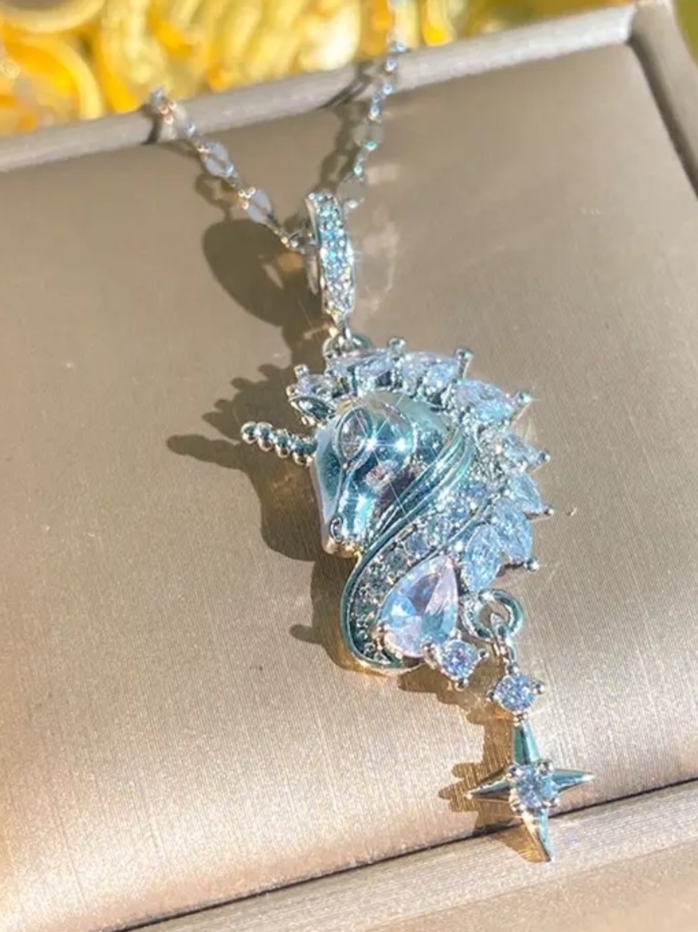Silver-Tone Unicorn Pendant Necklace - Elegant Women's Jewelry